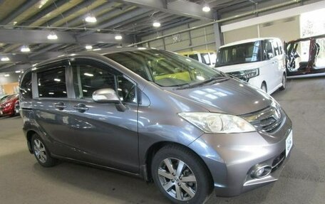 Honda Freed I, 2013 год, 810 000 рублей, 2 фотография