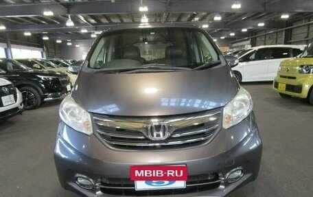 Honda Freed I, 2013 год, 810 000 рублей, 7 фотография