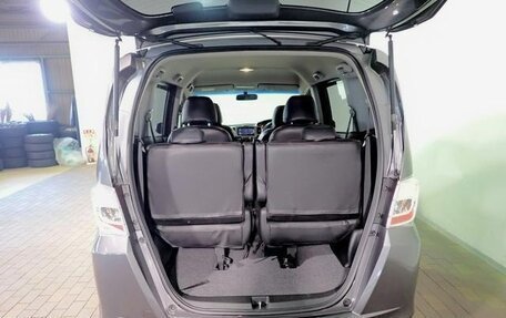 Honda Freed I, 2013 год, 810 000 рублей, 22 фотография