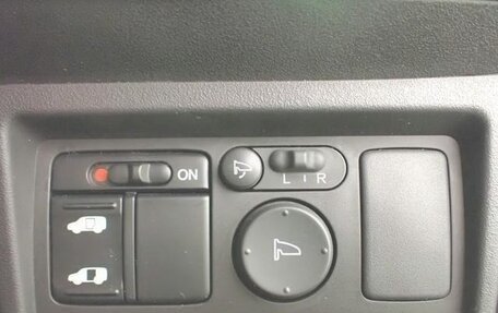 Honda Freed I, 2013 год, 810 000 рублей, 16 фотография