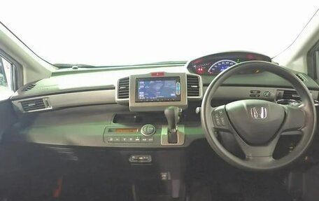 Honda Freed I, 2013 год, 810 000 рублей, 9 фотография