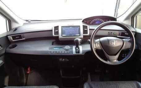 Honda Freed I, 2014 год, 845 000 рублей, 9 фотография