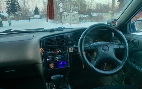 Nissan Expert, 2002 год, 260 000 рублей, 2 фотография