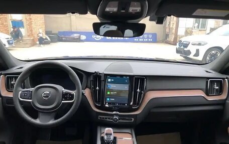 Volvo XC60 II, 2022 год, 2 500 000 рублей, 4 фотография