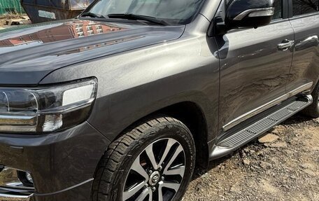 Toyota Land Cruiser 200, 2018 год, 7 050 000 рублей, 11 фотография