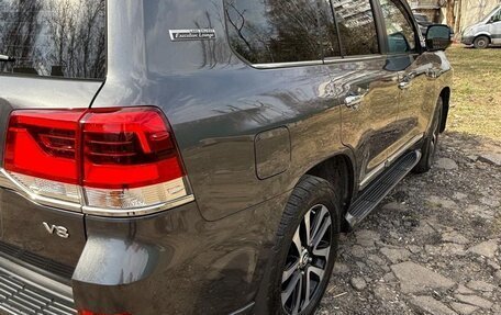 Toyota Land Cruiser 200, 2018 год, 7 050 000 рублей, 12 фотография