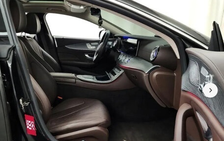 Mercedes-Benz CLS, 2021 год, 4 280 000 рублей, 10 фотография