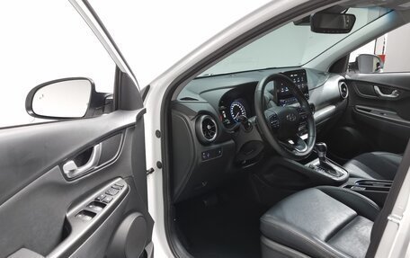 Hyundai Kona I, 2021 год, 1 586 000 рублей, 5 фотография