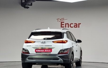 Hyundai Kona I, 2021 год, 1 586 000 рублей, 4 фотография