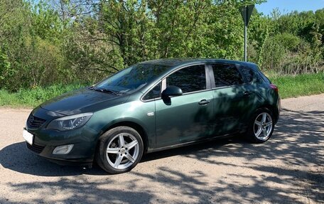 Opel Astra J, 2011 год, 580 000 рублей, 2 фотография