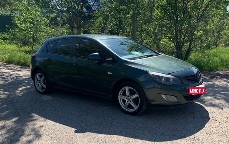 Opel Astra J, 2011 год, 580 000 рублей, 4 фотография