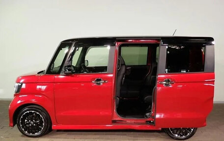 Honda N-BOX II, 2022 год, 900 000 рублей, 3 фотография