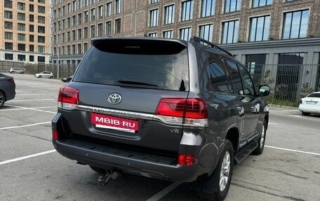 Toyota Land Cruiser 200, 2015 год, 4 790 000 рублей, 4 фотография
