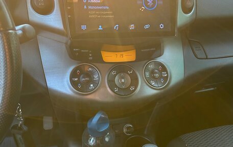 Toyota RAV4, 2010 год, 1 550 000 рублей, 8 фотография