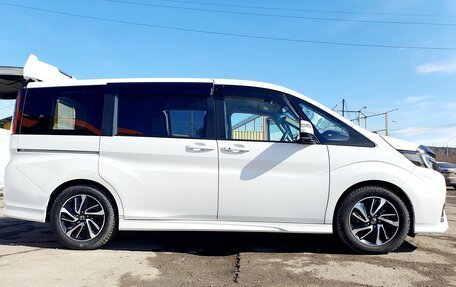 Honda Stepwgn IV, 2020 год, 2 750 000 рублей, 12 фотография
