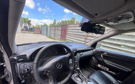 Mercedes-Benz C-Класс, 2005 год, 900 000 рублей, 9 фотография