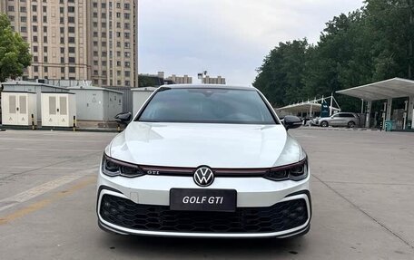 Volkswagen Golf GTI, 2021 год, 2 480 000 рублей, 2 фотография