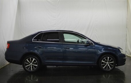 Volkswagen Jetta VI, 2008 год, 630 000 рублей, 4 фотография