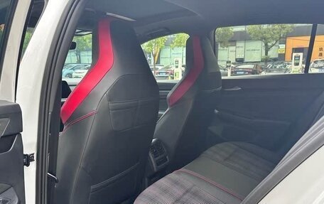 Volkswagen Golf GTI, 2021 год, 2 480 000 рублей, 10 фотография