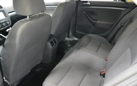 Volkswagen Jetta VI, 2008 год, 630 000 рублей, 11 фотография