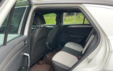 Volkswagen T-Roc I, 2021 год, 1 440 100 рублей, 13 фотография