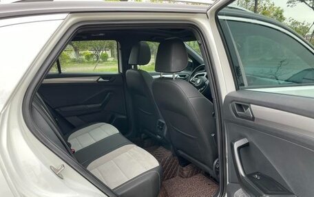 Volkswagen T-Roc I, 2021 год, 1 440 100 рублей, 16 фотография