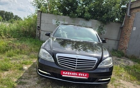 Mercedes-Benz S-Класс, 2009 год, 1 960 000 рублей, 32 фотография