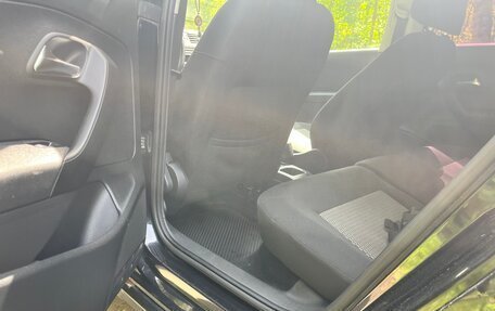Volkswagen Polo VI (EU Market), 2013 год, 640 000 рублей, 8 фотография