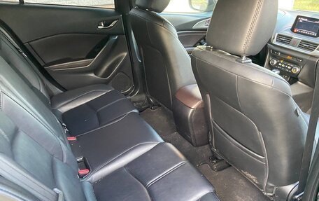 Mazda 3, 2017 год, 1 650 000 рублей, 2 фотография