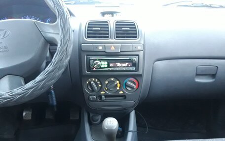 Hyundai Accent II, 2006 год, 385 000 рублей, 12 фотография