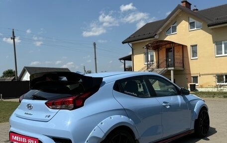 Hyundai Veloster II, 2019 год, 2 150 000 рублей, 3 фотография