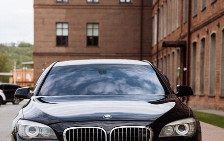 BMW 7 серия, 2011 год, 1 850 000 рублей, 1 фотография