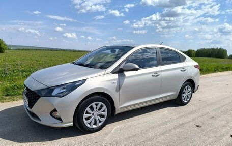 Hyundai Solaris II рестайлинг, 2020 год, 1 650 000 рублей, 1 фотография
