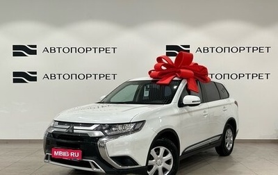Mitsubishi Outlander III рестайлинг 3, 2019 год, 1 699 000 рублей, 1 фотография