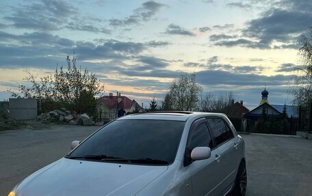 Toyota Allex i рестайлинг, 2001 год, 550 000 рублей, 1 фотография
