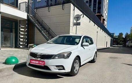KIA cee'd I рестайлинг, 2011 год, 730 000 рублей, 1 фотография