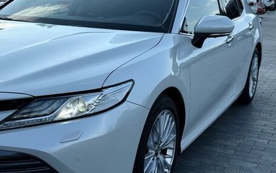 Toyota Camry, 2019 год, 3 700 000 рублей, 1 фотография