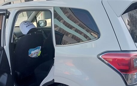 Subaru Forester, 2018 год, 3 000 000 рублей, 10 фотография