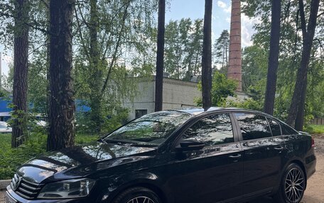 Volkswagen Passat B7, 2013 год, 1 060 000 рублей, 8 фотография
