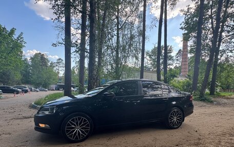 Volkswagen Passat B7, 2013 год, 1 060 000 рублей, 6 фотография