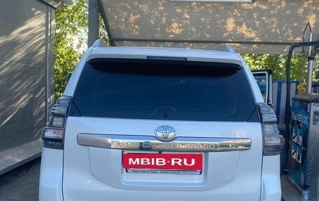 Toyota Land Cruiser Prado 150 рестайлинг 2, 2014 год, 2 900 000 рублей, 4 фотография