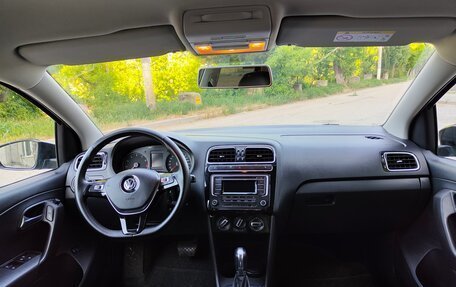 Volkswagen Polo VI (EU Market), 2017 год, 1 250 000 рублей, 19 фотография