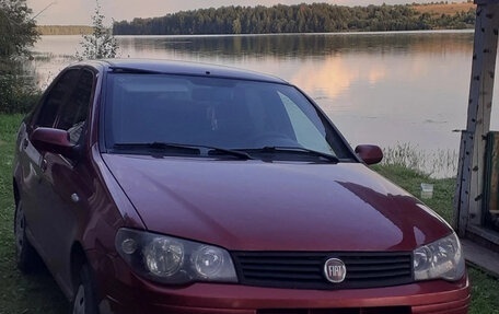 Fiat Albea I рестайлинг, 2012 год, 500 000 рублей, 2 фотография