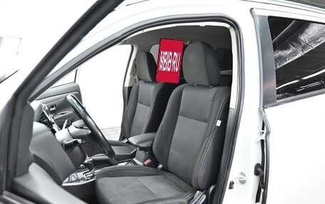 Mitsubishi Outlander III рестайлинг 3, 2017 год, 1 455 000 рублей, 6 фотография