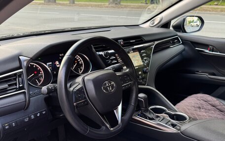Toyota Camry, 2020 год, 3 150 000 рублей, 7 фотография
