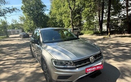 Volkswagen Tiguan II, 2019 год, 3 000 000 рублей, 2 фотография