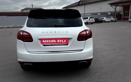 Porsche Cayenne III, 2012 год, 3 000 000 рублей, 2 фотография