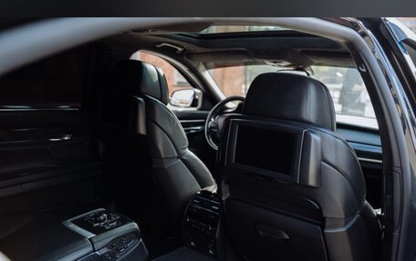 BMW 7 серия, 2011 год, 1 850 000 рублей, 8 фотография