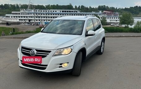 Volkswagen Tiguan I, 2010 год, 760 000 рублей, 2 фотография