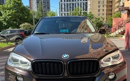 BMW X5, 2015 год, 3 275 000 рублей, 2 фотография